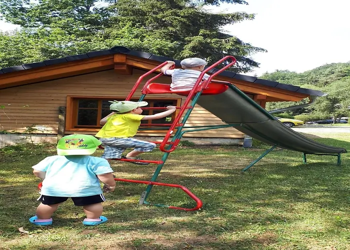 In Reinskopf With Fireplace Schönecken